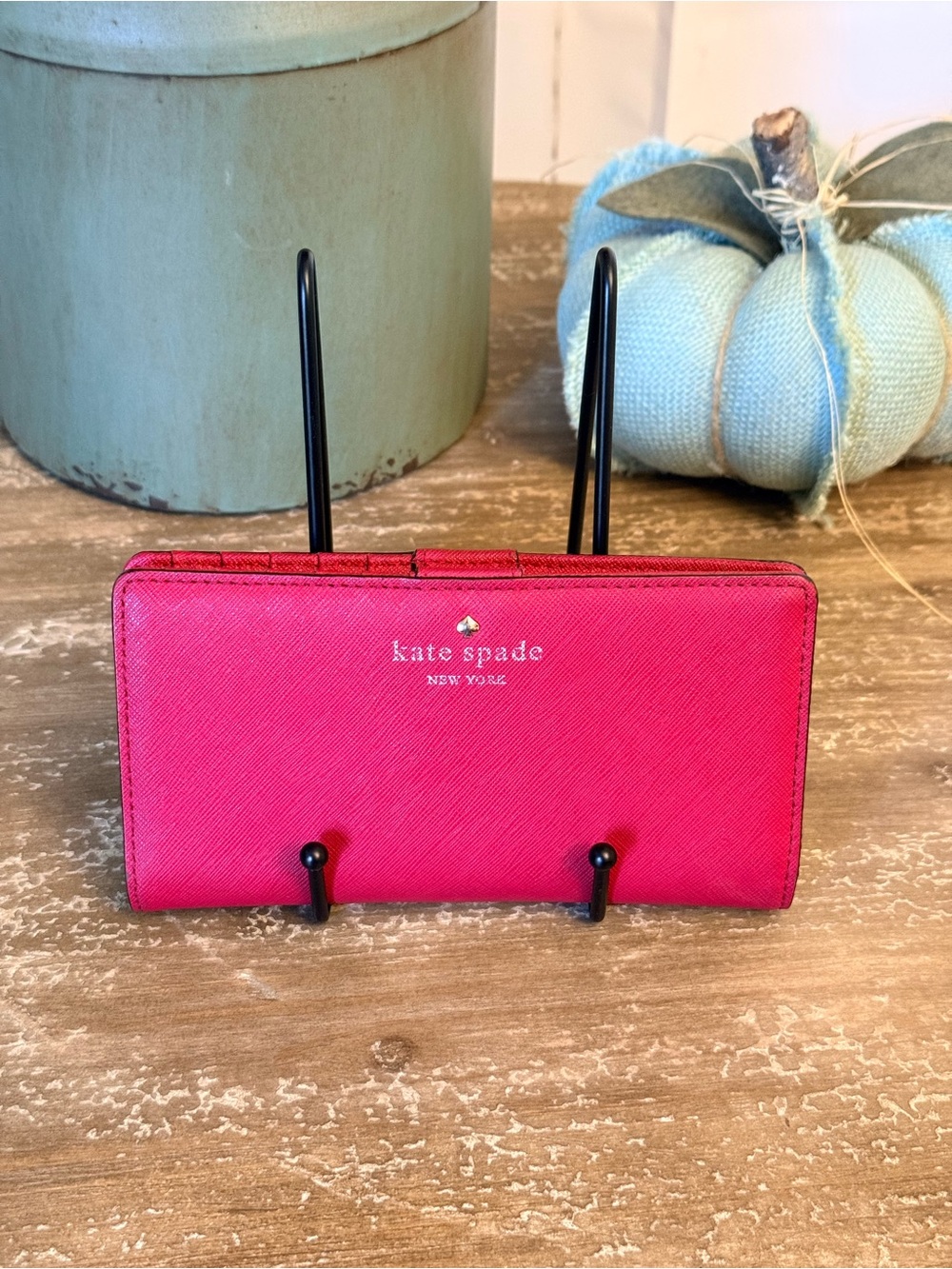 EUC: Deep Red Saffiano Kate Spade New York continental wallet